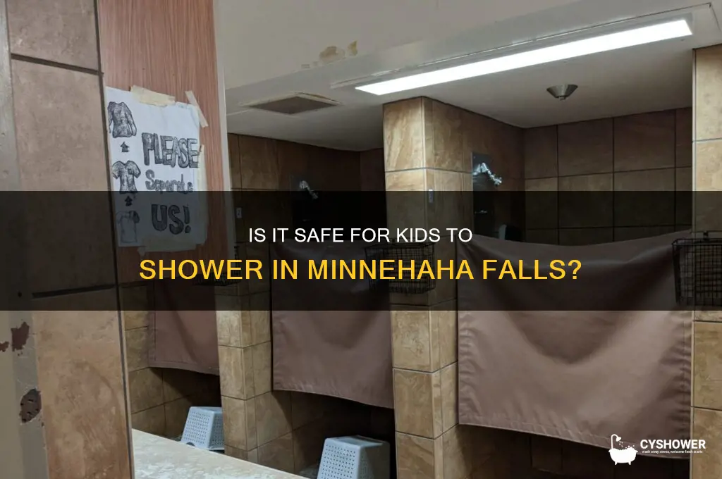 can kids shower in minnehaha falls
