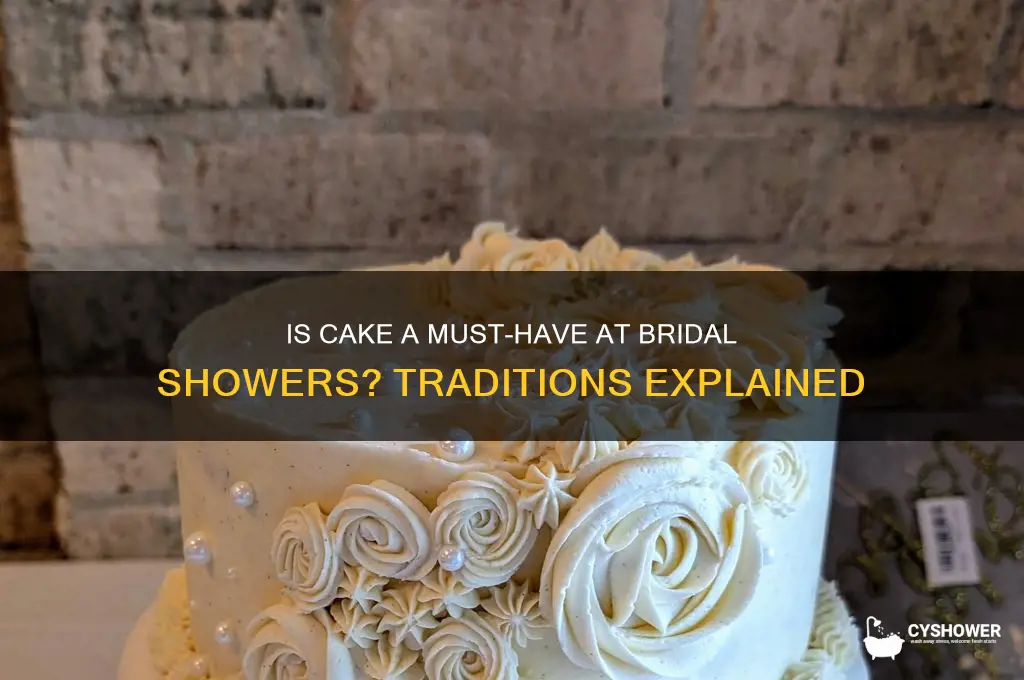 is it customary to have cake at a bridal shower