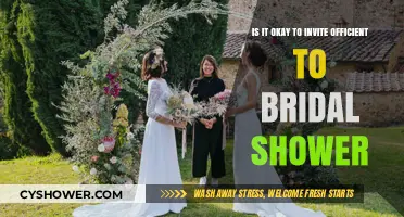 Inviting the Officiant to Your Bridal Shower: Etiquette Explained