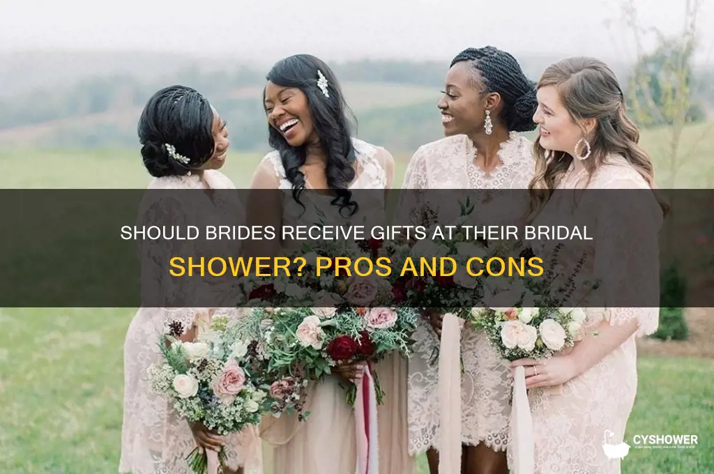 should you give the bridal the prizes at the shower