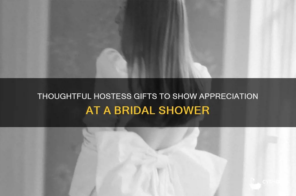 what are good hostess gifts for bridal shower
