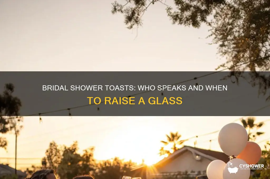 who gives the toast at a bridal shower