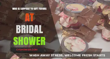 Who Gifts Favors at a Bridal Shower: Etiquette Explained